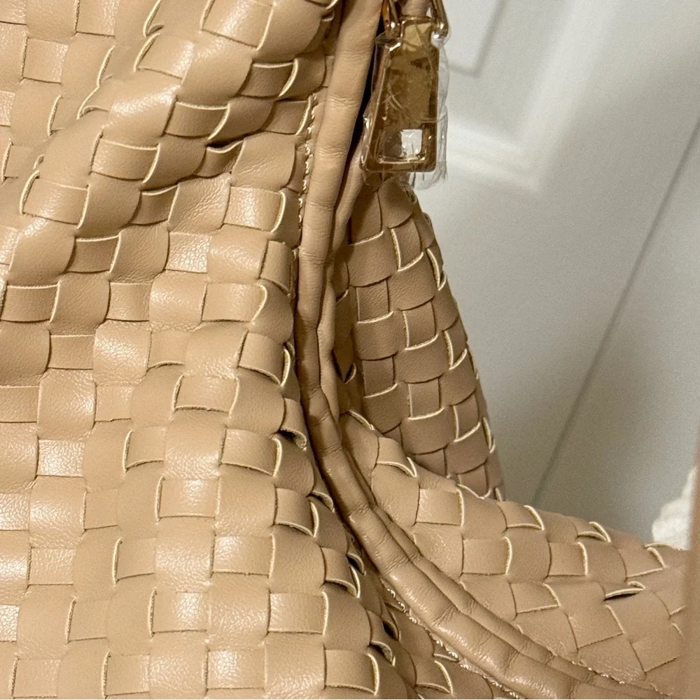NEW Urban Expressions Laverne Hobo Weave Handbag - Picture 6 of 13